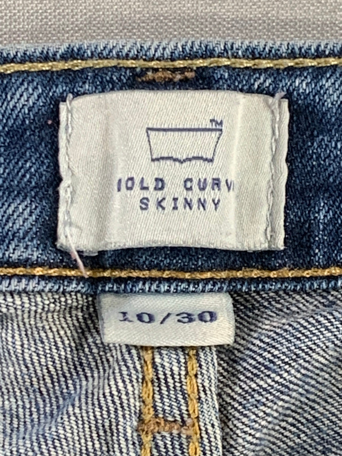 Levi’s Bold Curve Skinny Jeans Women 10 30x27 Curvy Fit Light Wash Distressed