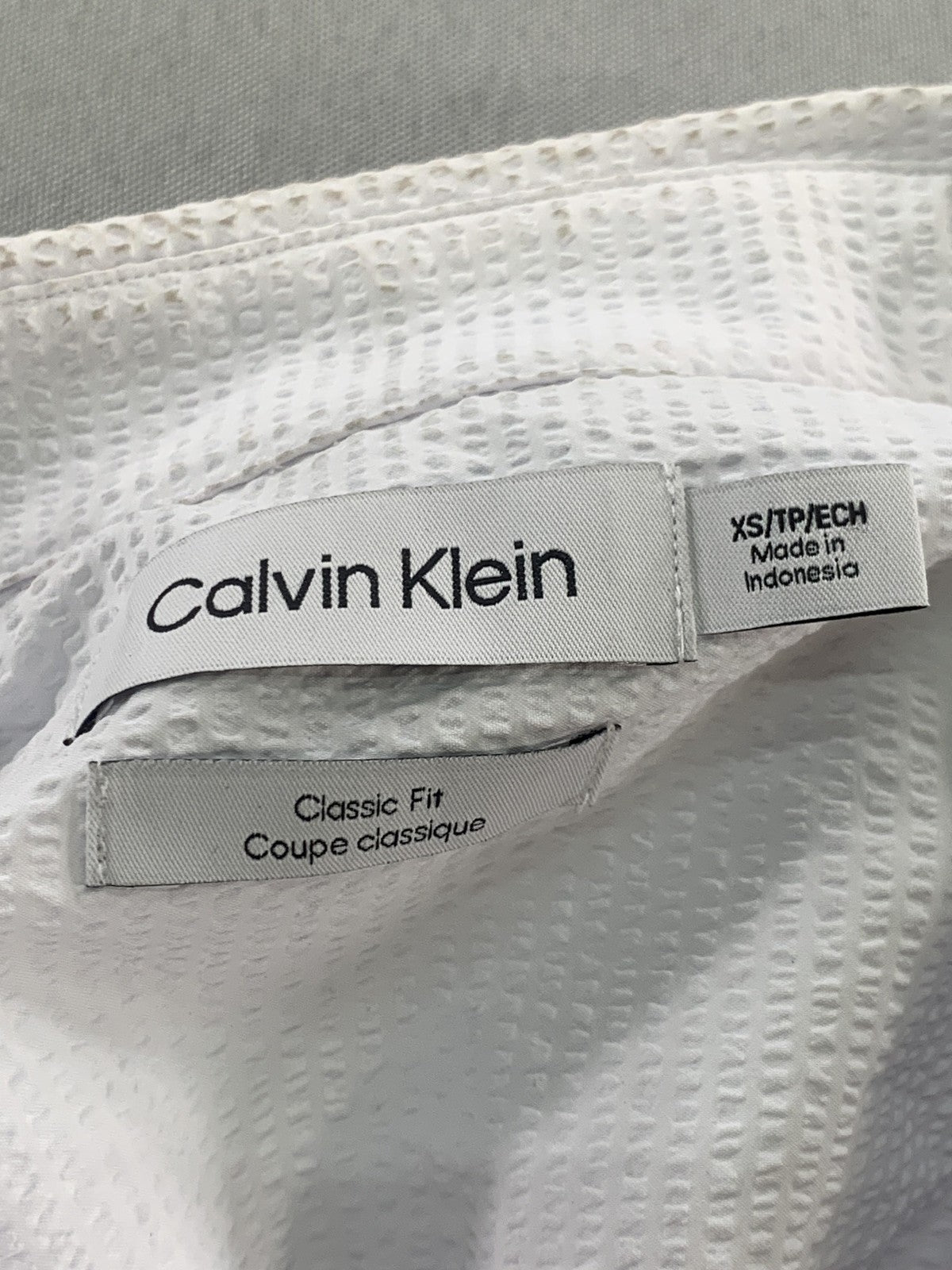 Calvin Klein Shirt Mens Extra Small White Classic Fit Short Sleeve Button Up 100