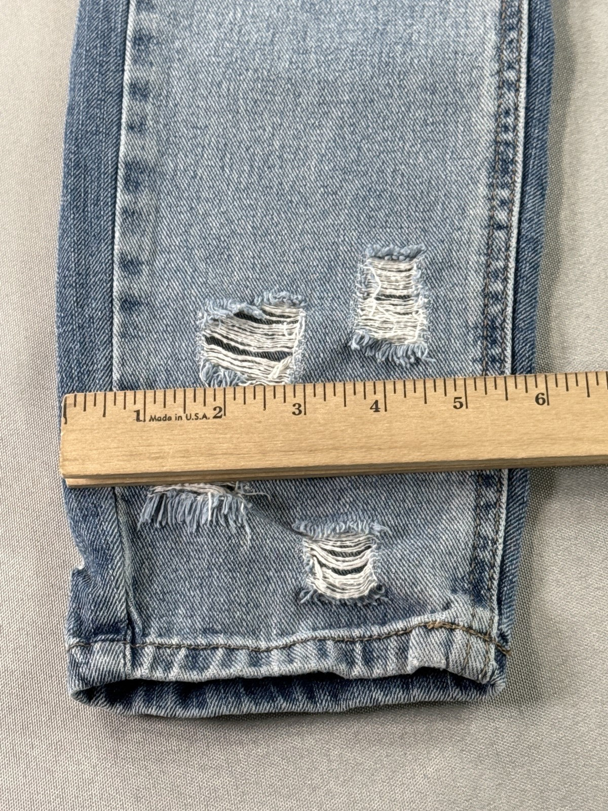 ALMOST FAMOUS Light Distressed Skinny Jeans Womens 1 Blue Stretch Cotton Blend