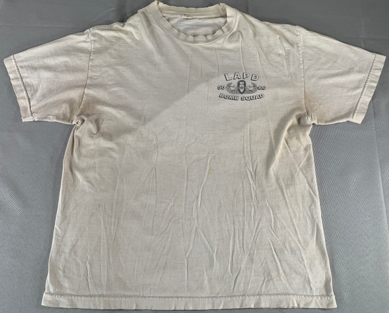 Vintage LAPD Bomb Squad 50 86 Graphic T-Shirt Police Truck Tee White Single Stit