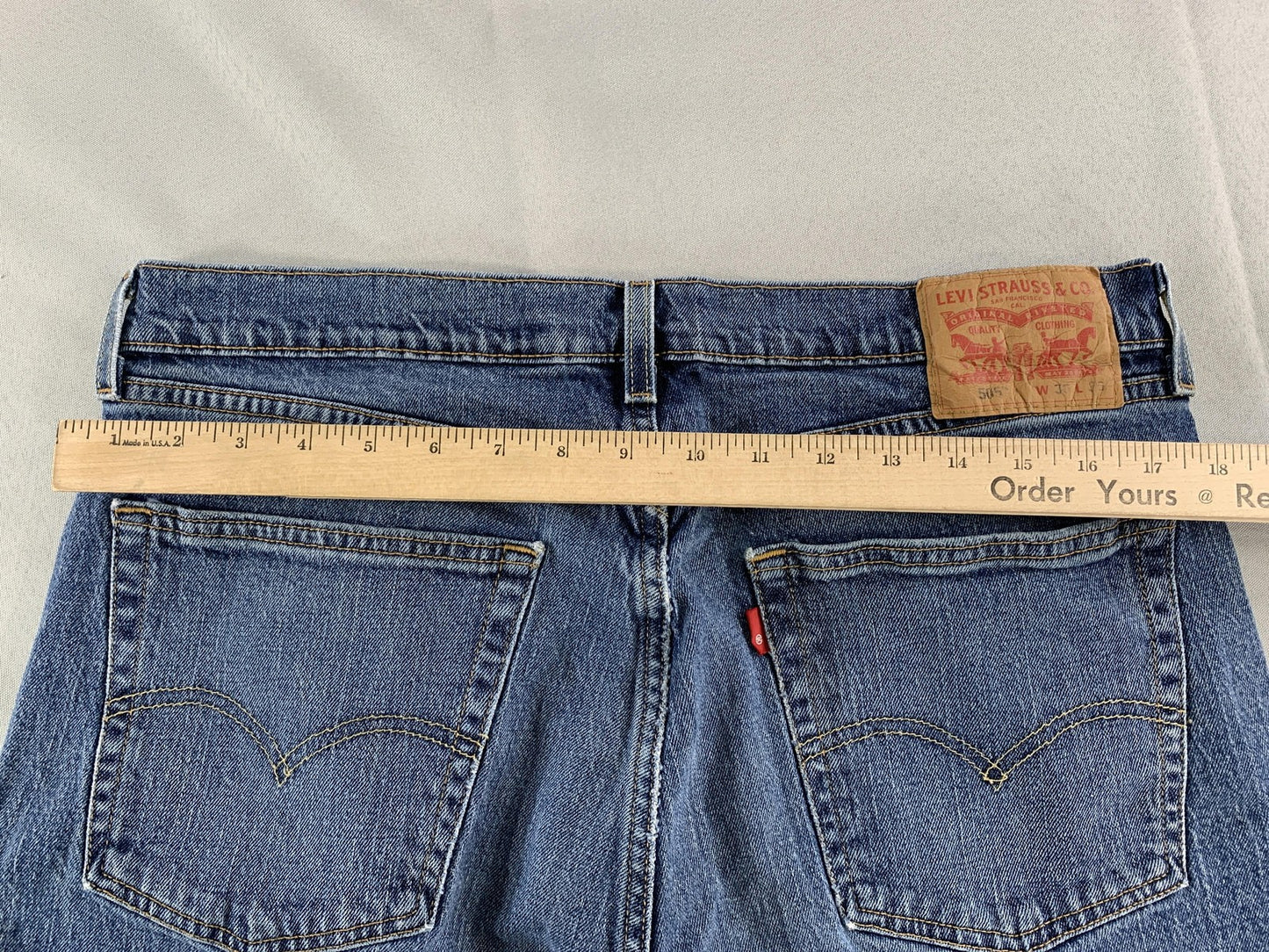 Levis 505 Jeans Mens 36x32 Blue Denim Zip Fly Straight Leg Made USA Red Tab W36