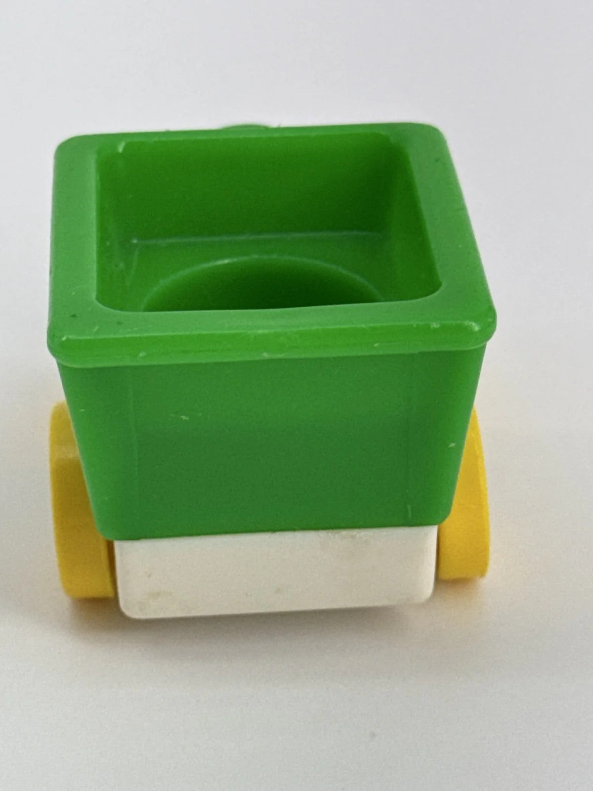 Vintage Fisher Price Little People Green Train w/ Yellow Wheels 1970s-80s Toy