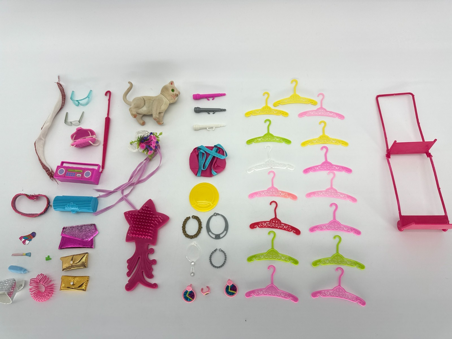 Barbie Doll Accessories Lot 60pc Hangers Purses Jewelry Cat Boombox Mirror 80s+