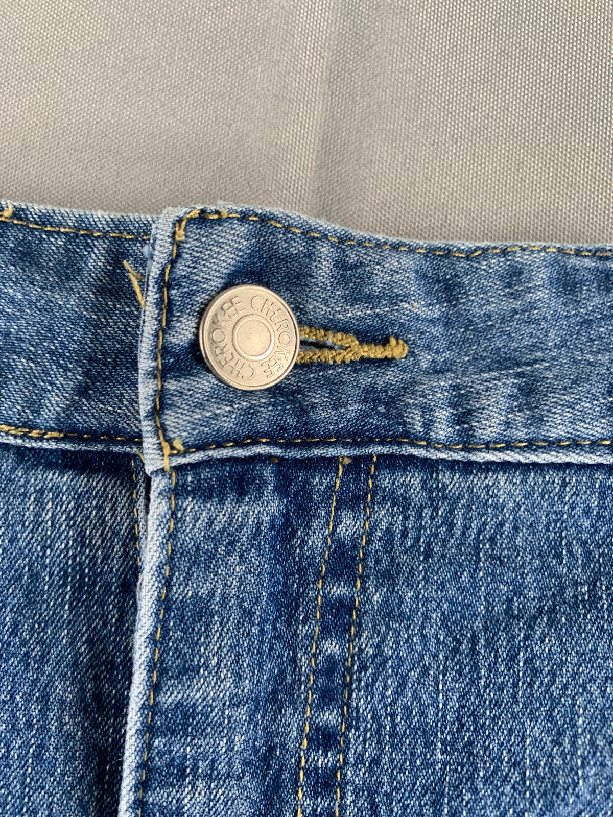 Cherokee Blue Jean Shorts Womens 12 Stretch Denim Mid Rise 5 Pocket Casual Class