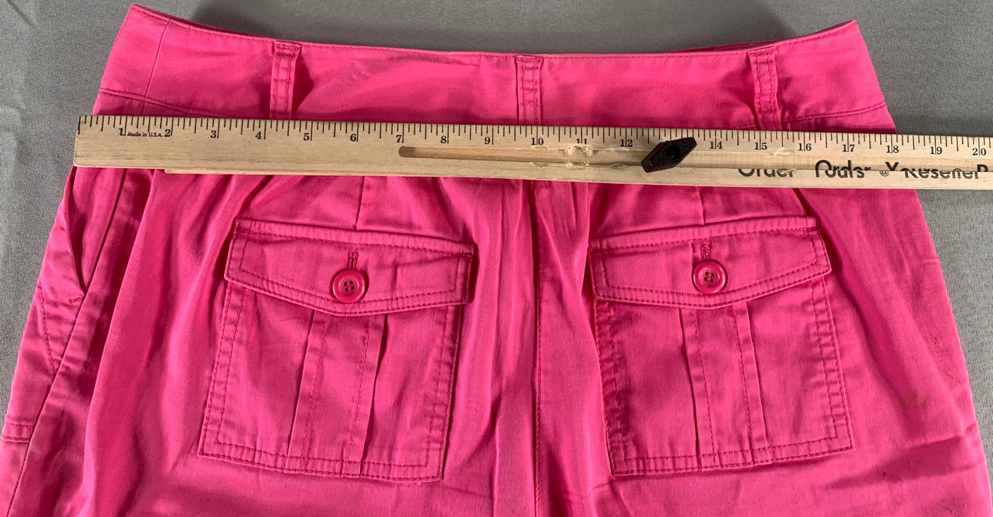 Chico’s Womens Pink Shorts Size 15 Stretch Mid Rise Button Tab Hem Utility 11”