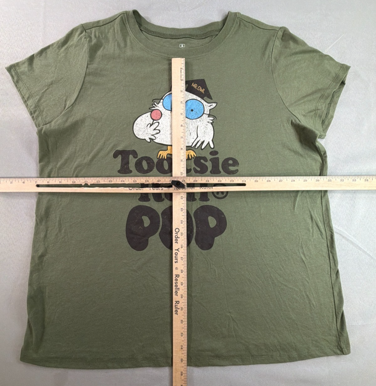 Tootsie Roll Pop Womens XL Green Mr Owl How Many Licks Candy Retro Graphic Tee