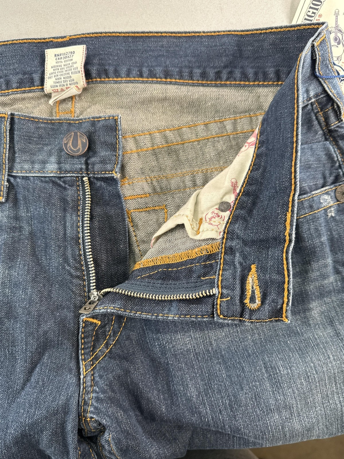 True Religion Jeans Mens 34 Blue Straight Flap Pockets Denim Made USA Dark Wash