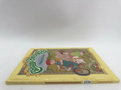 Cabbage Patch Kids Making Friends Book 1984 Parker Bros HC Vintage CPK Unbranded