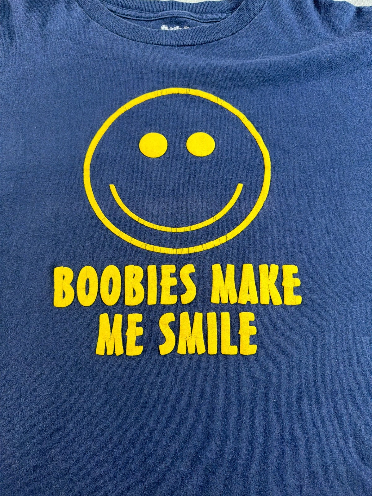 Boobies Make Me Smile Smiley Face Spencer's Navy Blue Novelty Humor Tee 2XL