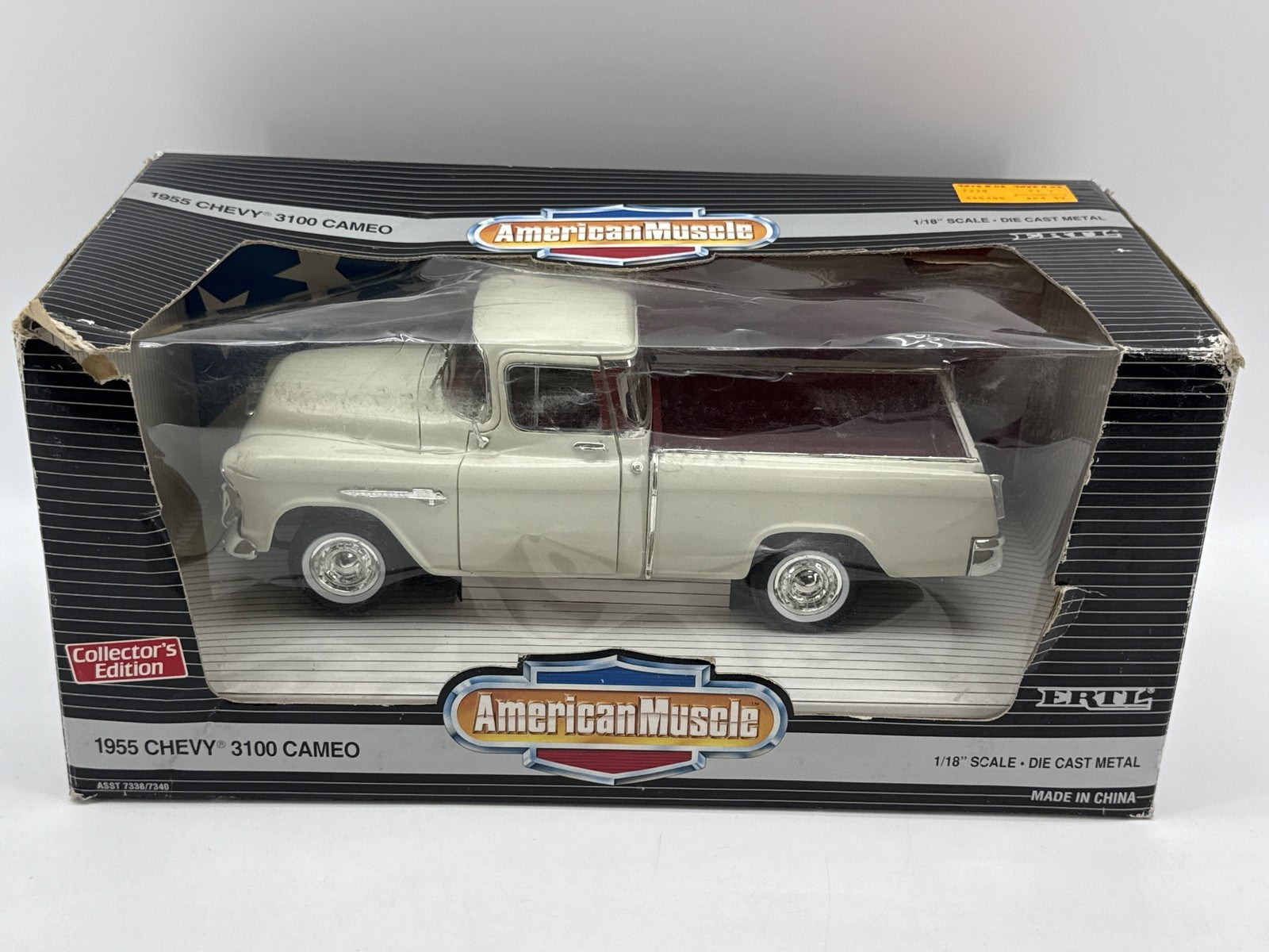 ERTL Chevy Cameo Die Cast Model 1:18 Scale White