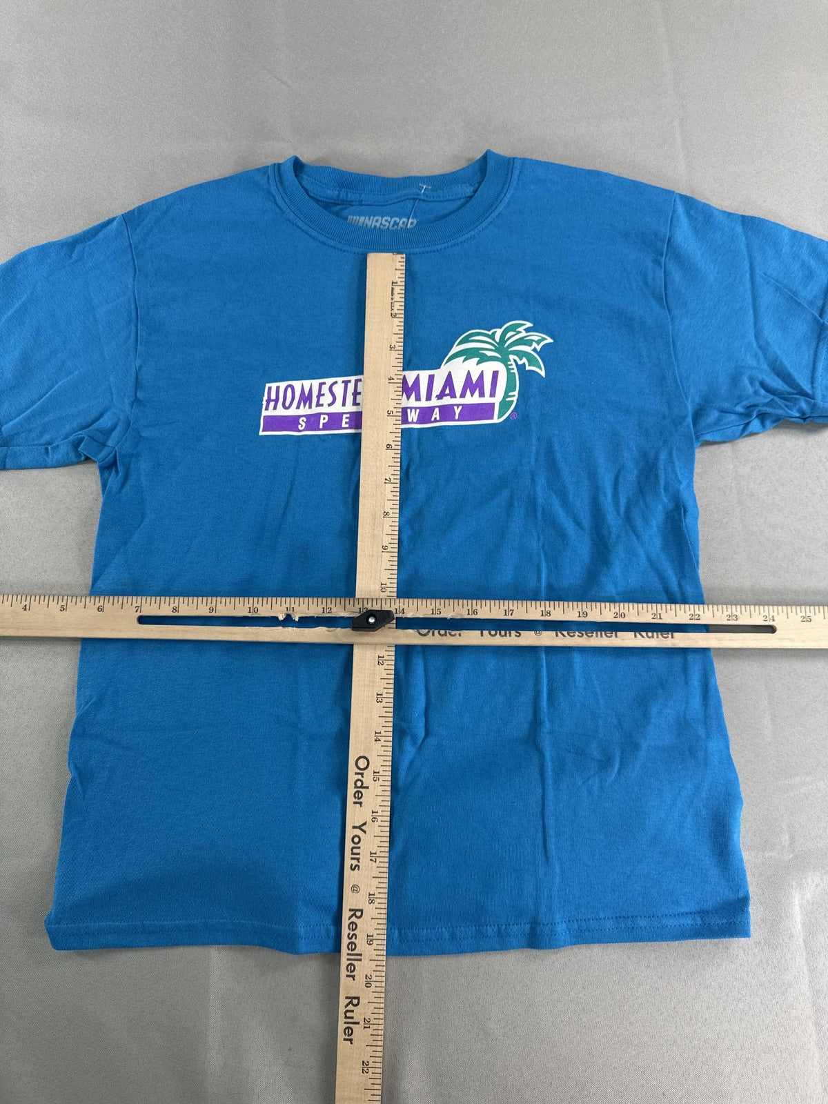 Homestead Miami Speedway Shirt Youth Medium NASCAR Racing Event Tee New with Tag