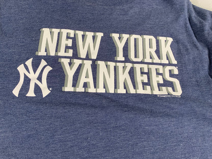 New York Yankees T-Shirt L Navy Blue MLB Baseball NY Logo Graphic Tee Mens NYY