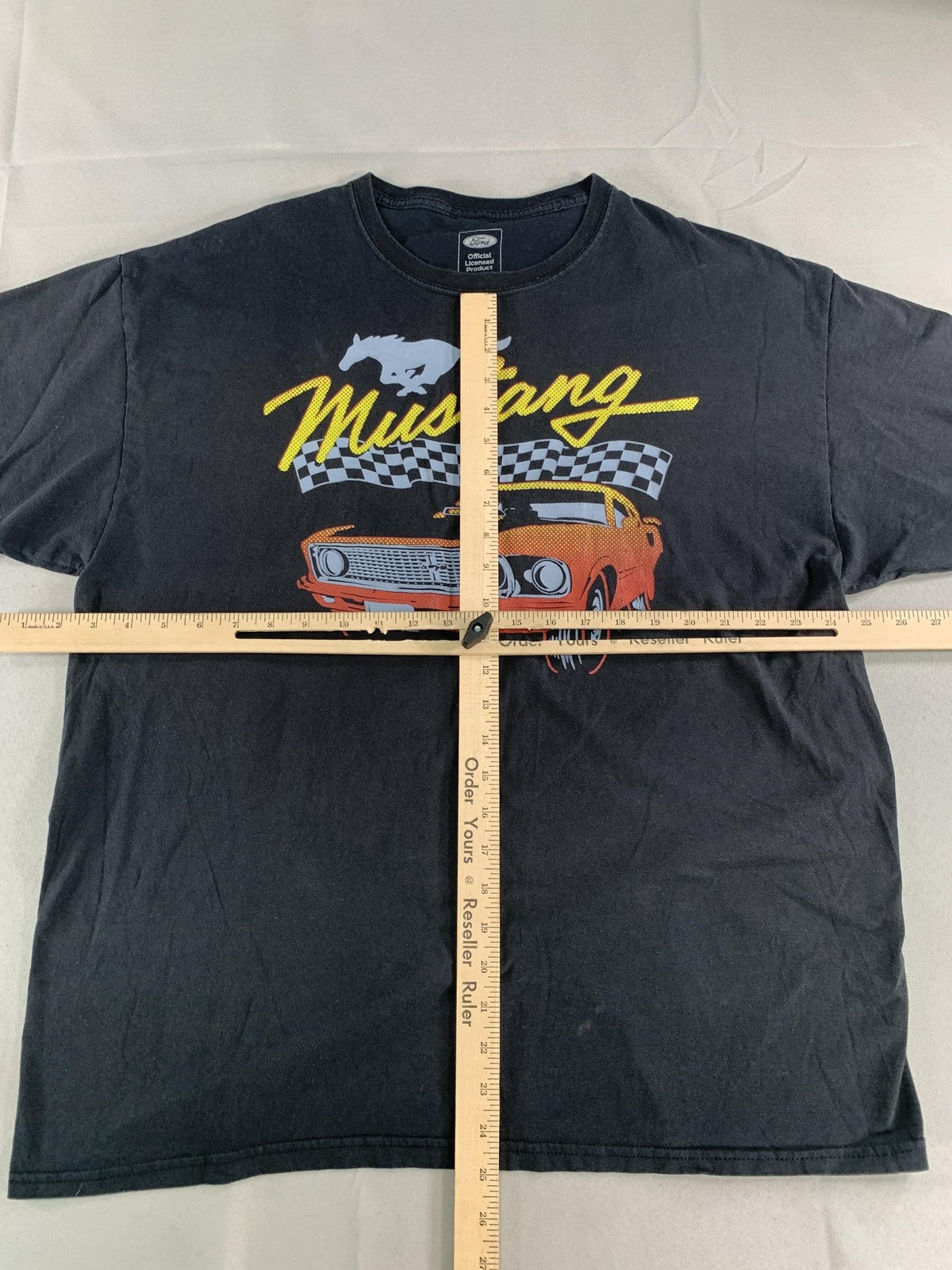 Ford Mustang Shirt Mens XL Black Graphic Tee Classic Car Racing Licensed Product