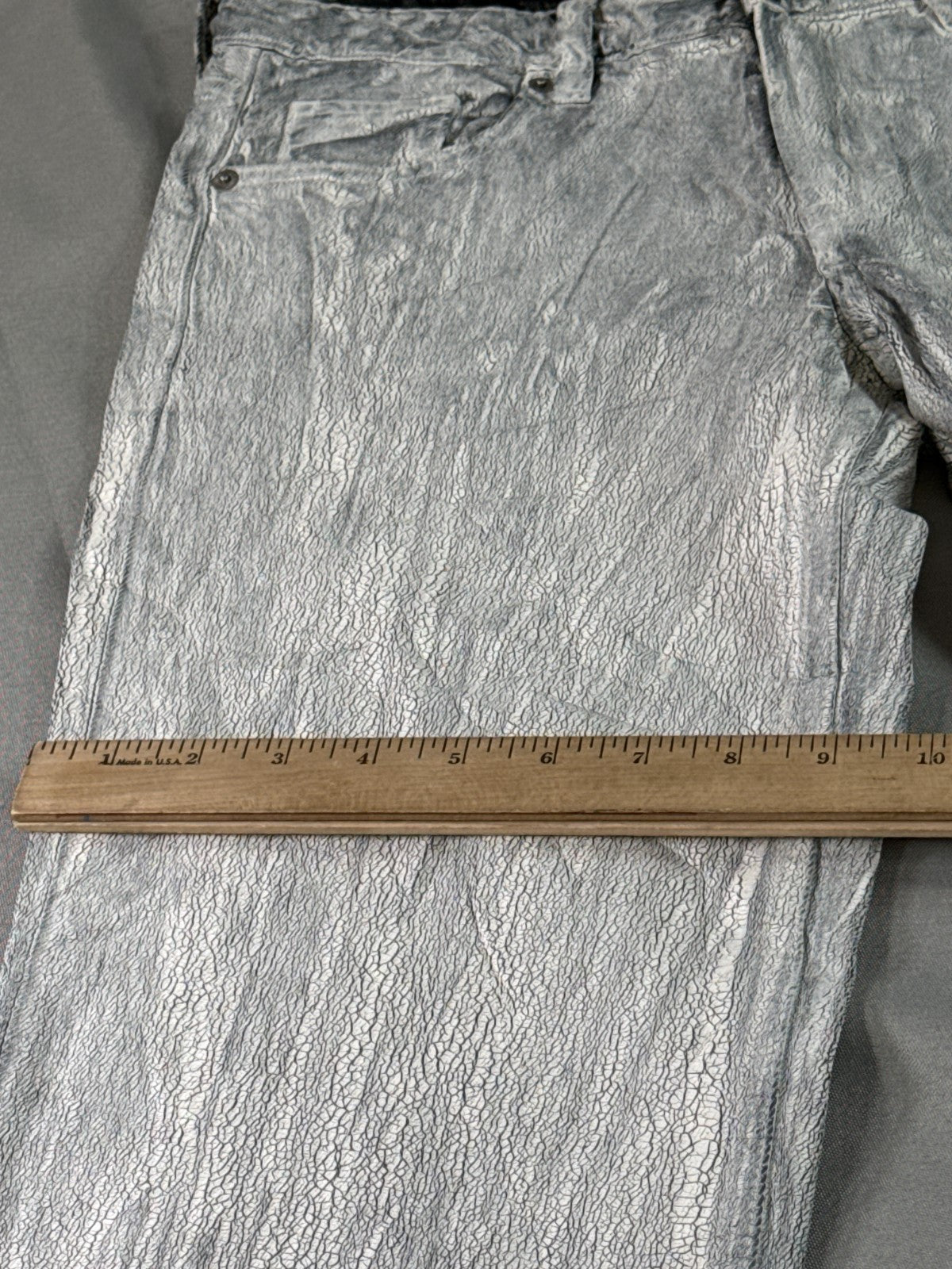 H&M White Crackle Coated Jeans Womens 4 Straight Leg High Rise Festival
