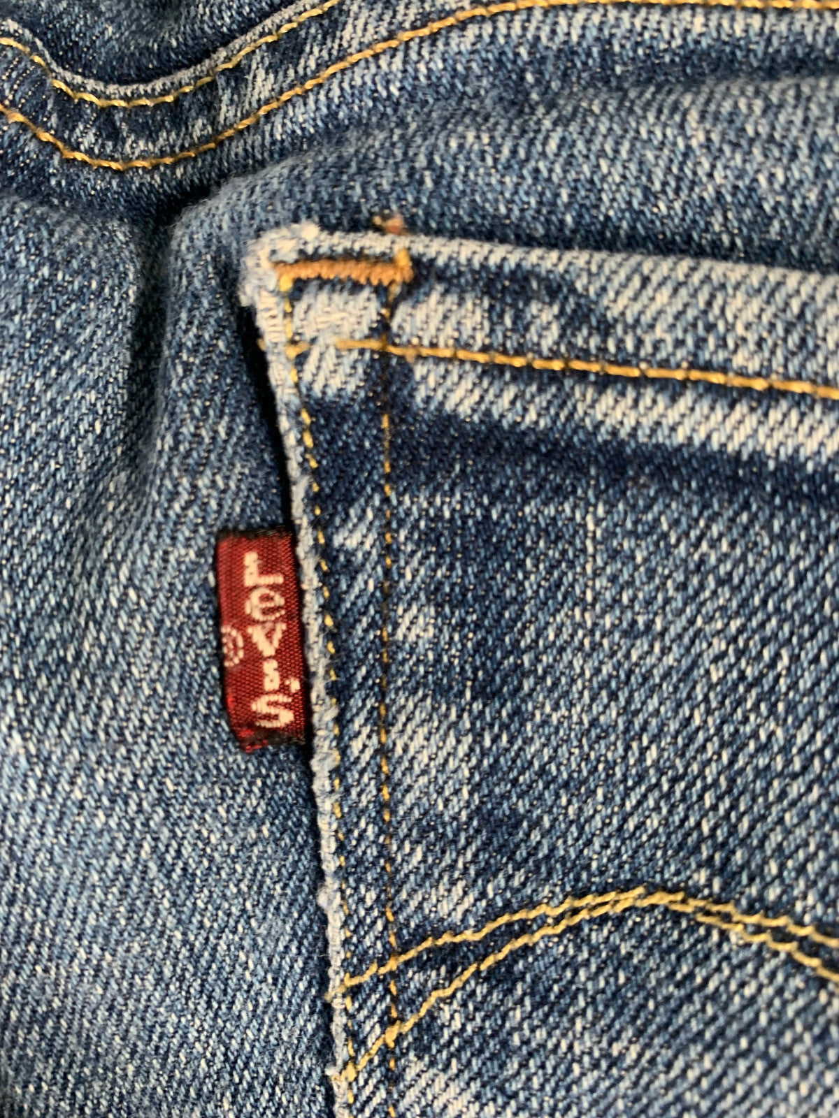 Levi’s Bold Curve Skinny Jeans Women 10 30x27 Curvy Fit Light Wash Distressed
