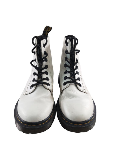 Dr. Martens 1460 Boots Womens Size 8 White Leather 8-Eye Lace Up Combat AirWair
