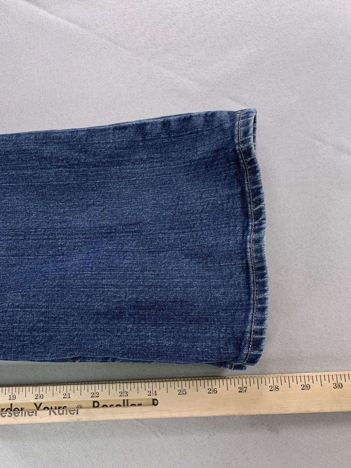 Arizona Jeans Mens 38x30 Blue Denim Original Bootcut Flex Distressed Pants 99