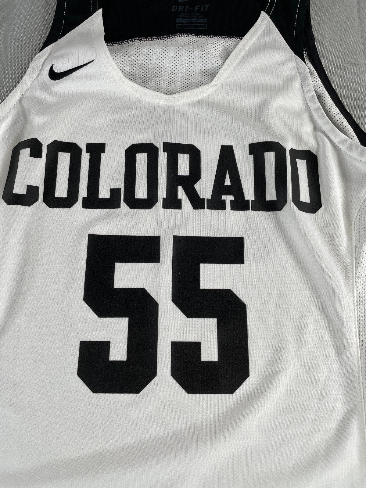 Nike Dri-Fit Colorado Buffaloes 55 Basketball Jersey M White Black NCAA Womens N