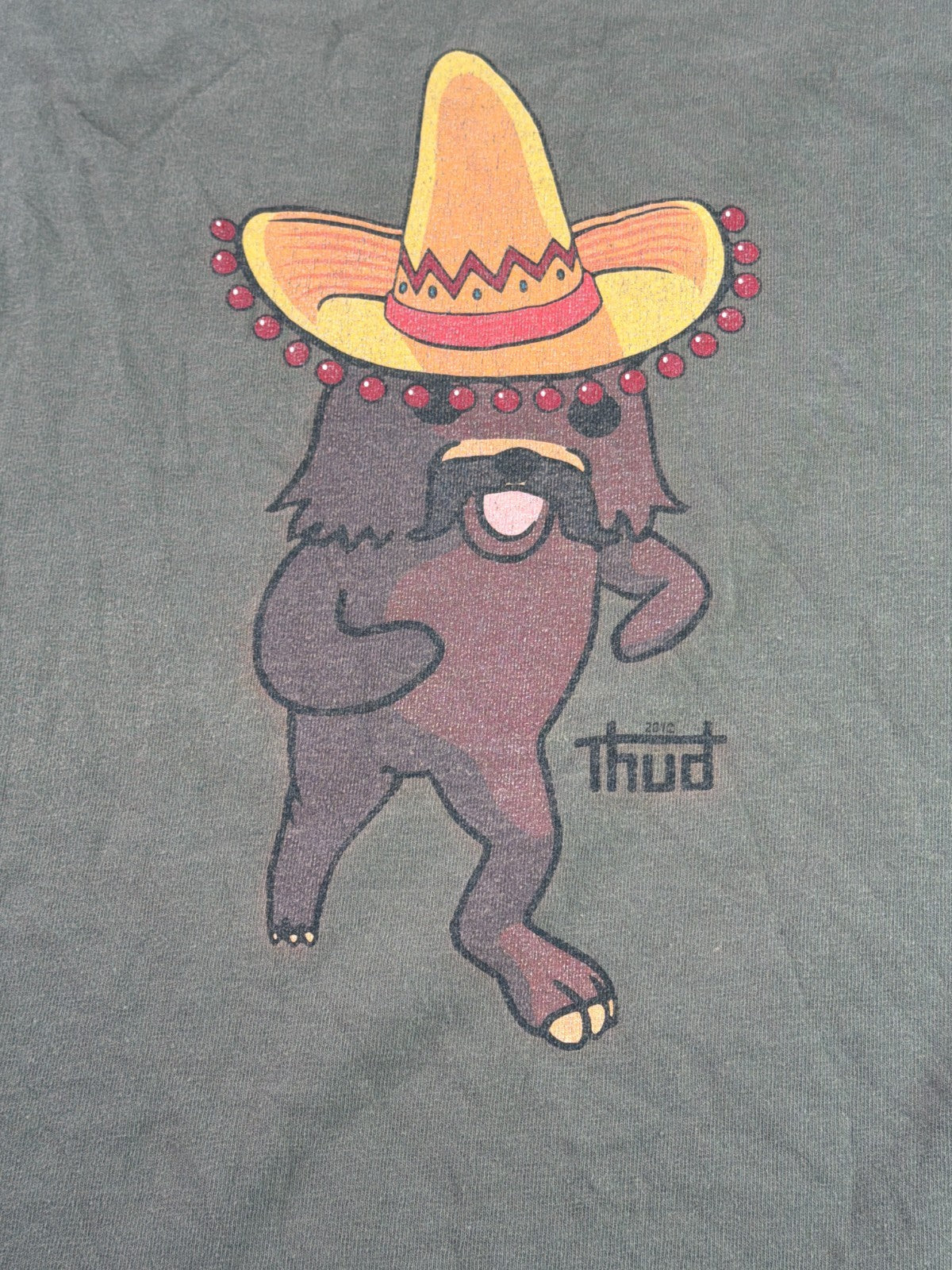 Sasquatch Bigfoot Graphic T Shirt Mens L Green Funny Sombrero Pedobaer Thud Tee