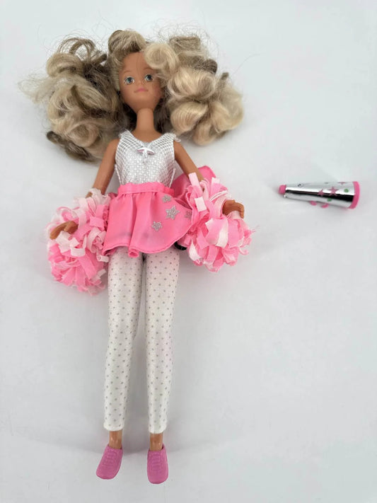 1987 Mattel Skipper Doll Cheerleader Pom Poms Megaphone number Tan Apparel NWT