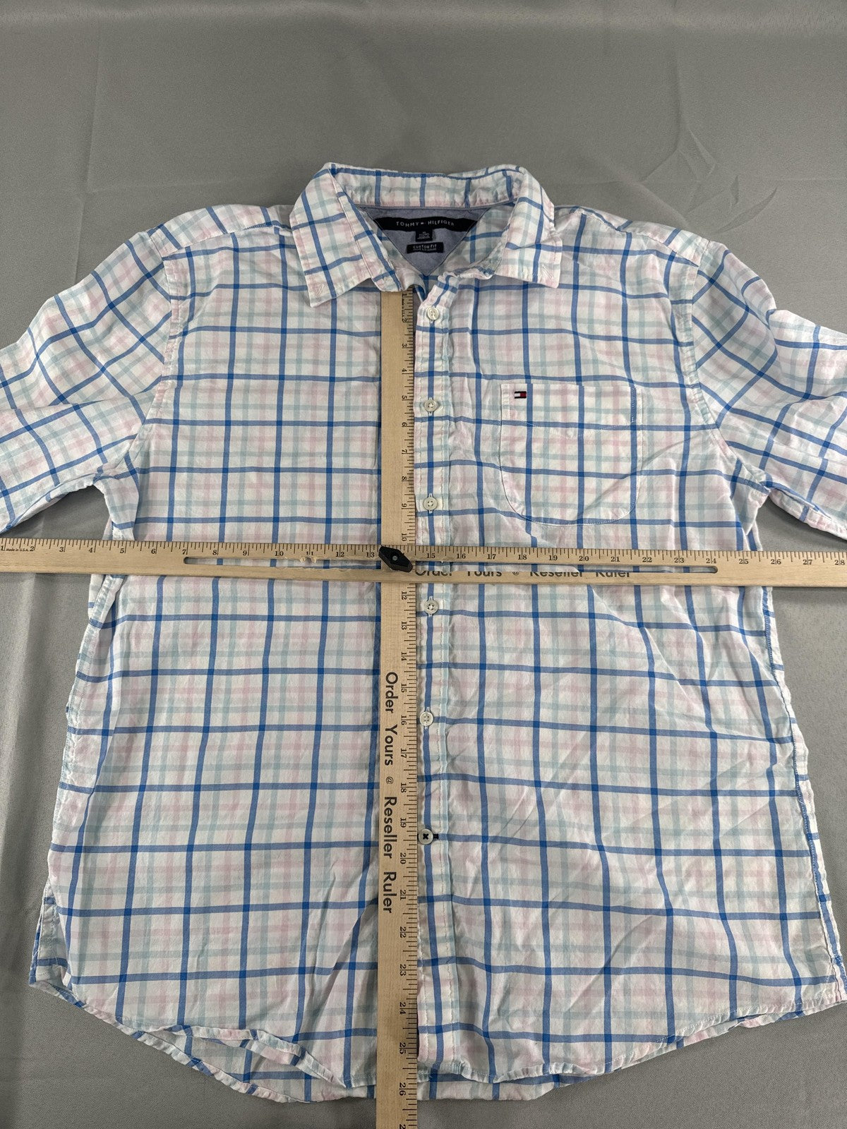 Tommy Hilfiger Shirt Mens XL Blue Pink Plaid Custom Fit Button Up Long Sleeve