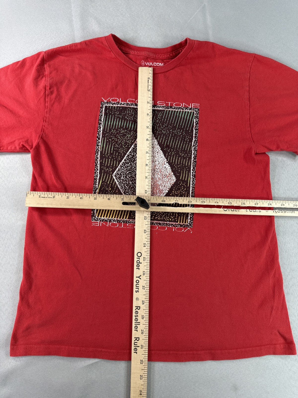 Volcom Stone Graphic Tee US M US Red 100% Cotton Crewneck Short Sleeve Skater