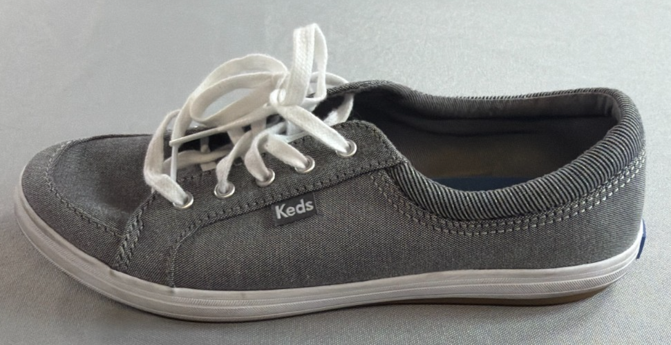 Keds Center III Women 6.5 Gray Chambray Lace Up Canvas Sneaker WF62371 Low Top