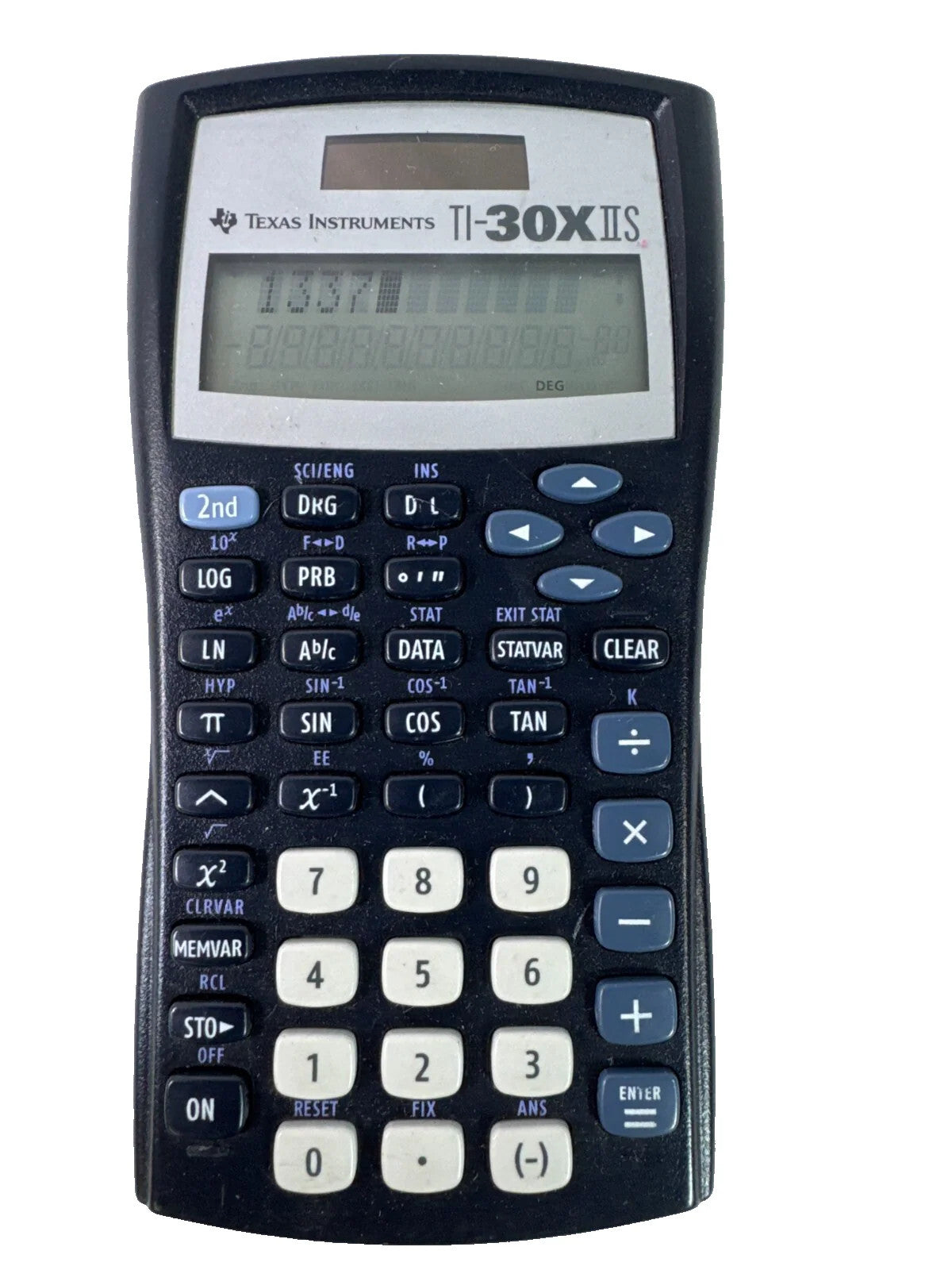 Texas Instruments TI-30X IIS Scientific Calculator Dual Power Tested Works Used
