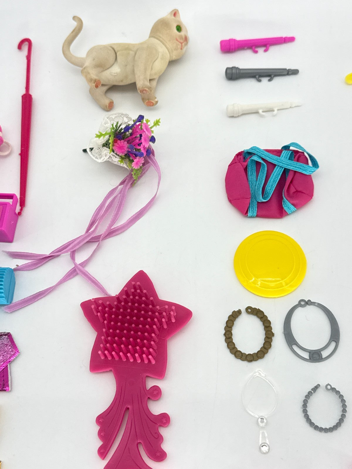 Barbie Doll Accessories Lot 60pc Hangers Purses Jewelry Cat Boombox Mirror 80s+