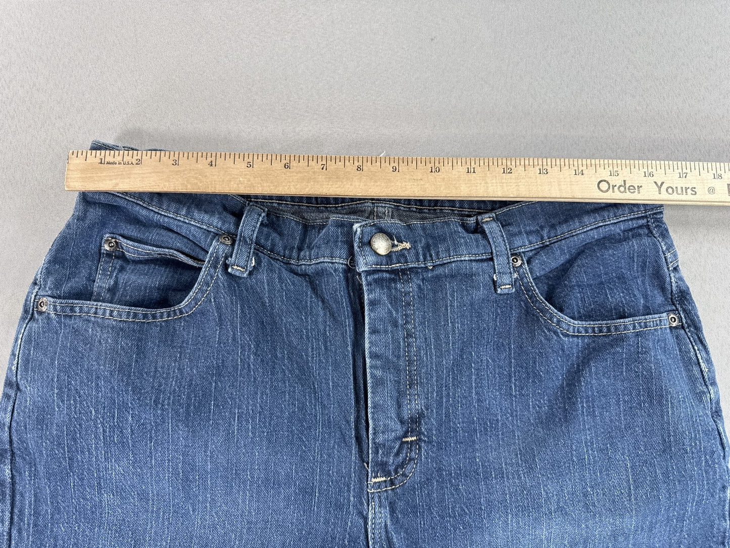 Riders Lee Relaxed Fit Straight Leg Jeans Womens 14P Blue Wash Stretch Denim 14M