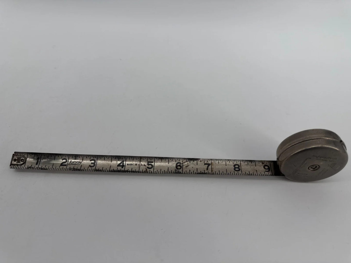 Vintage Lufkin Wizard No.686 6ft Steel Tape Measure USA Saginaw MI Metal Case