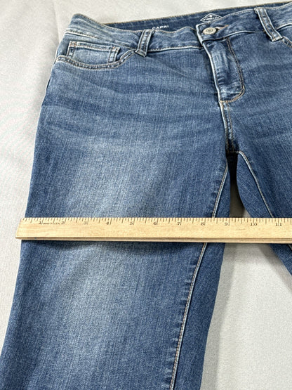 St. John's Bay Jeans Cropped Women’s 8 Blue Cotton Blend Stretch Denim Mid Rise