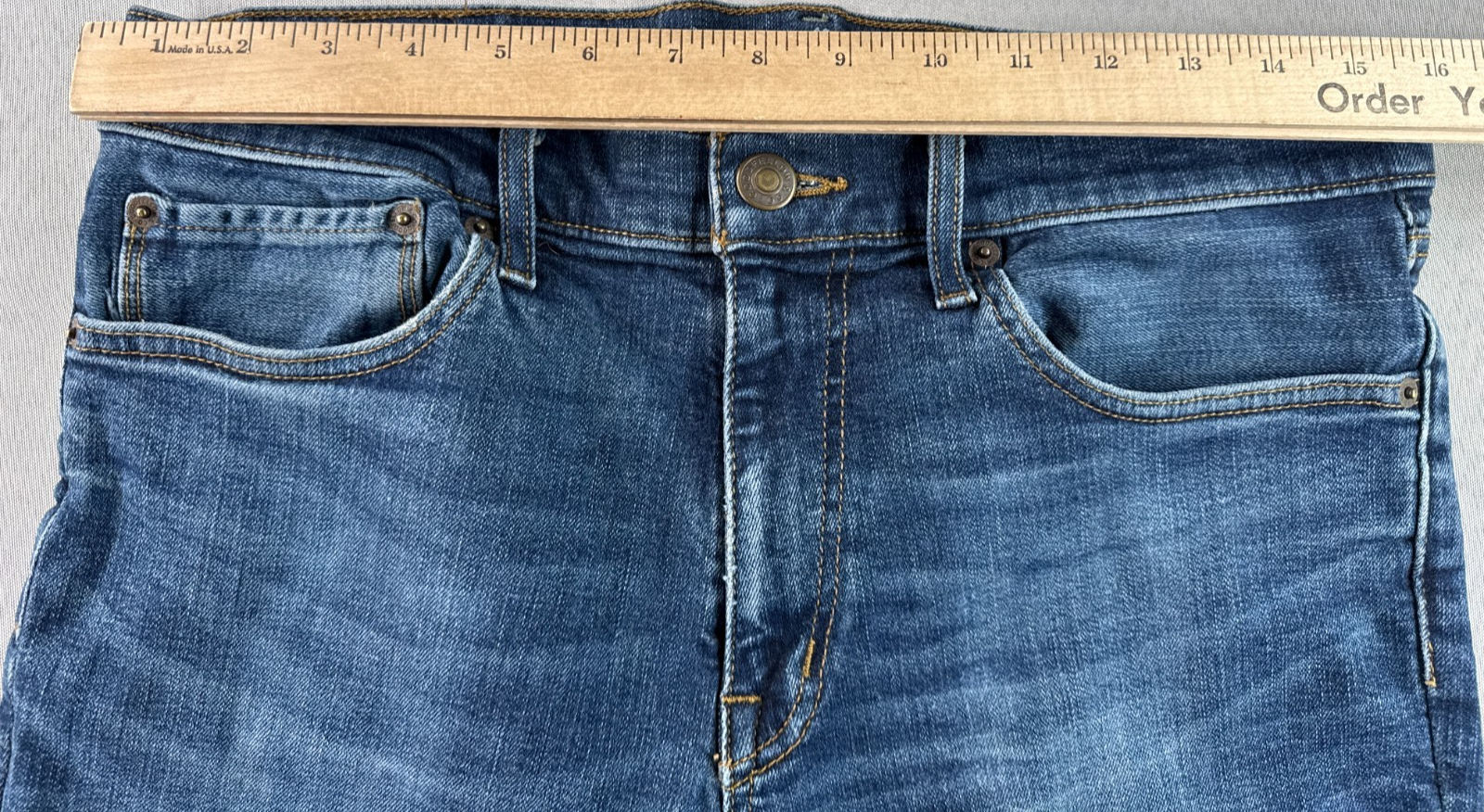Goodfellow Slim Straight Jeans Mens 33x30 Blue Stretch Denim Medium Wash