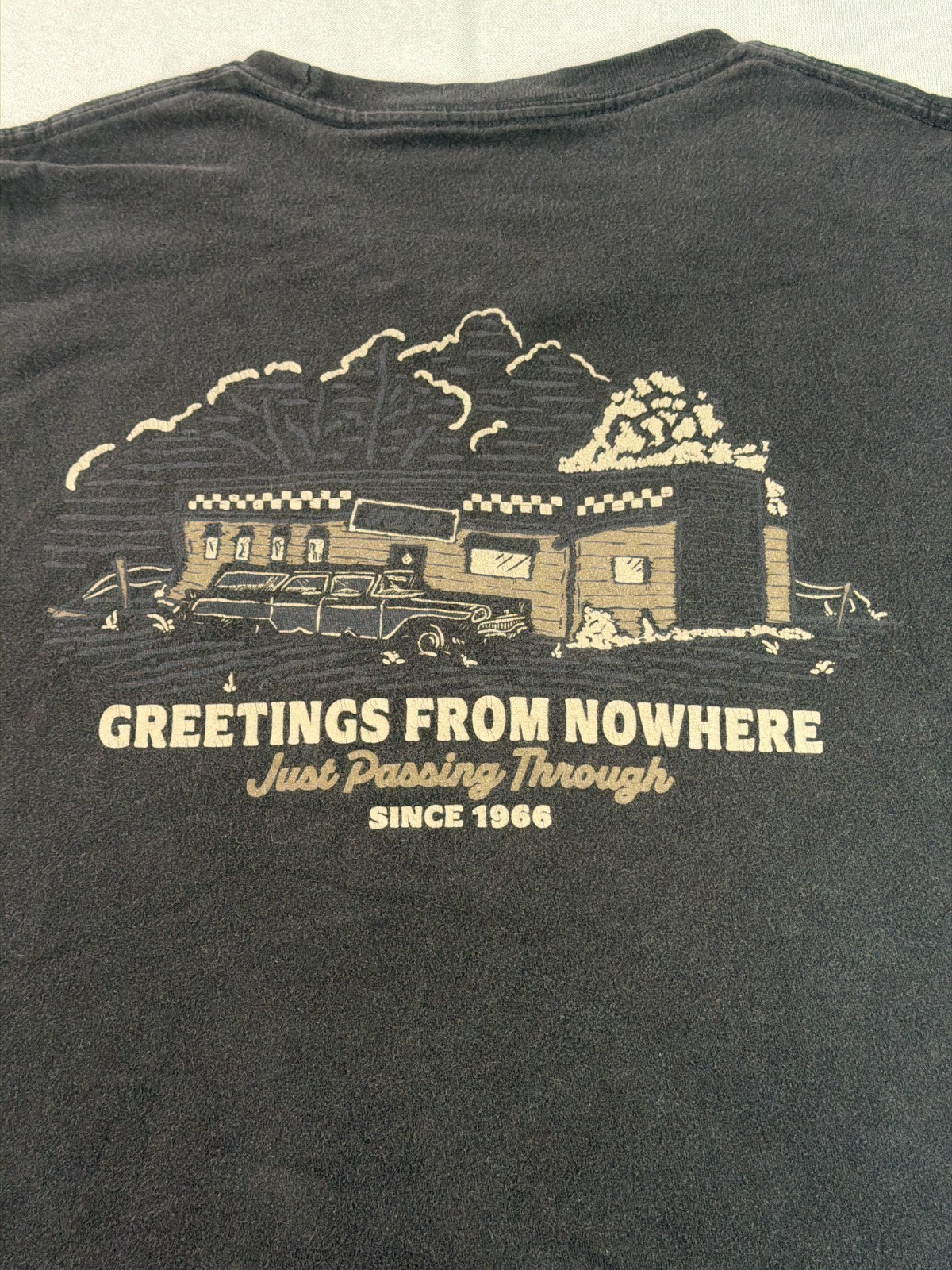 Vans Mens L Black Greetings From Nowhere Just Passing Through 1966 Graphic Tee