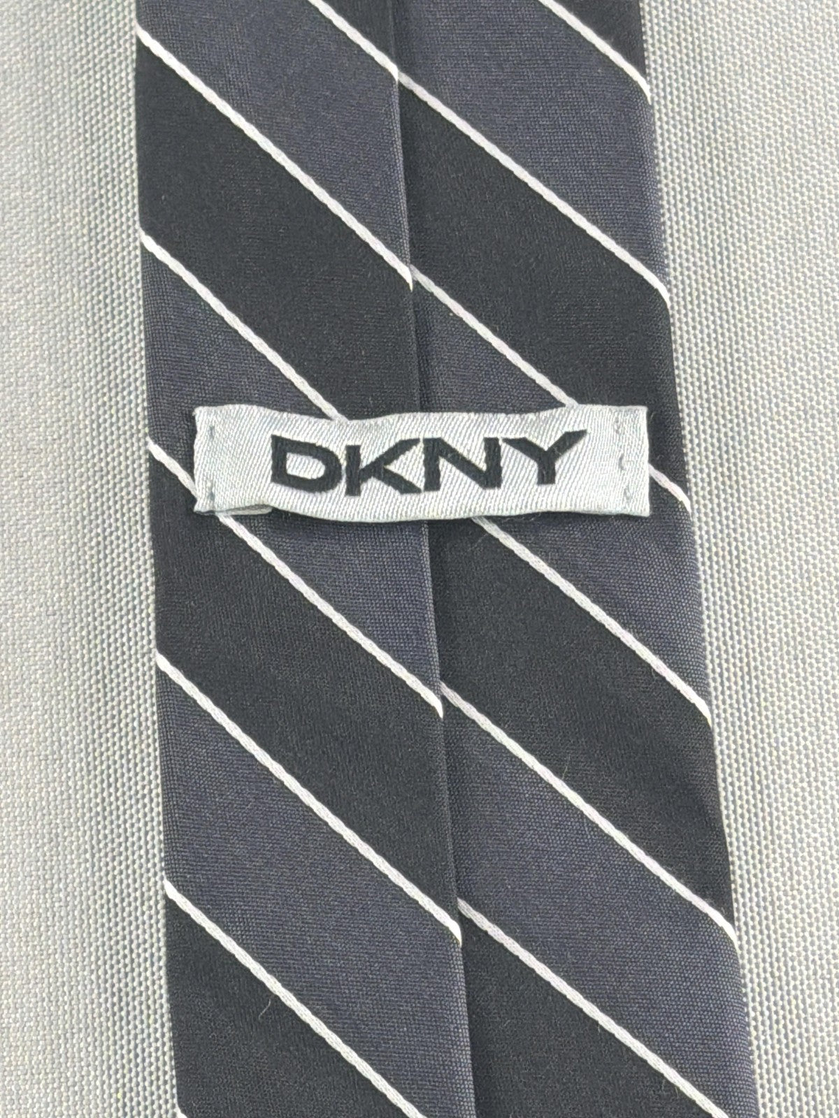 DKNY Necktie Mens One Size Blue Striped Skinny Woven Pointed Dress Business Red