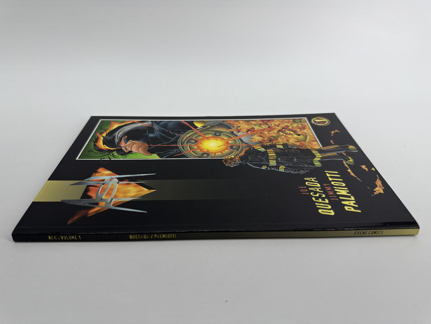 Ash Vol 1 Trade Paperback Graphic Novel Event Comics Quesada Palmiotti 1995 Tan
