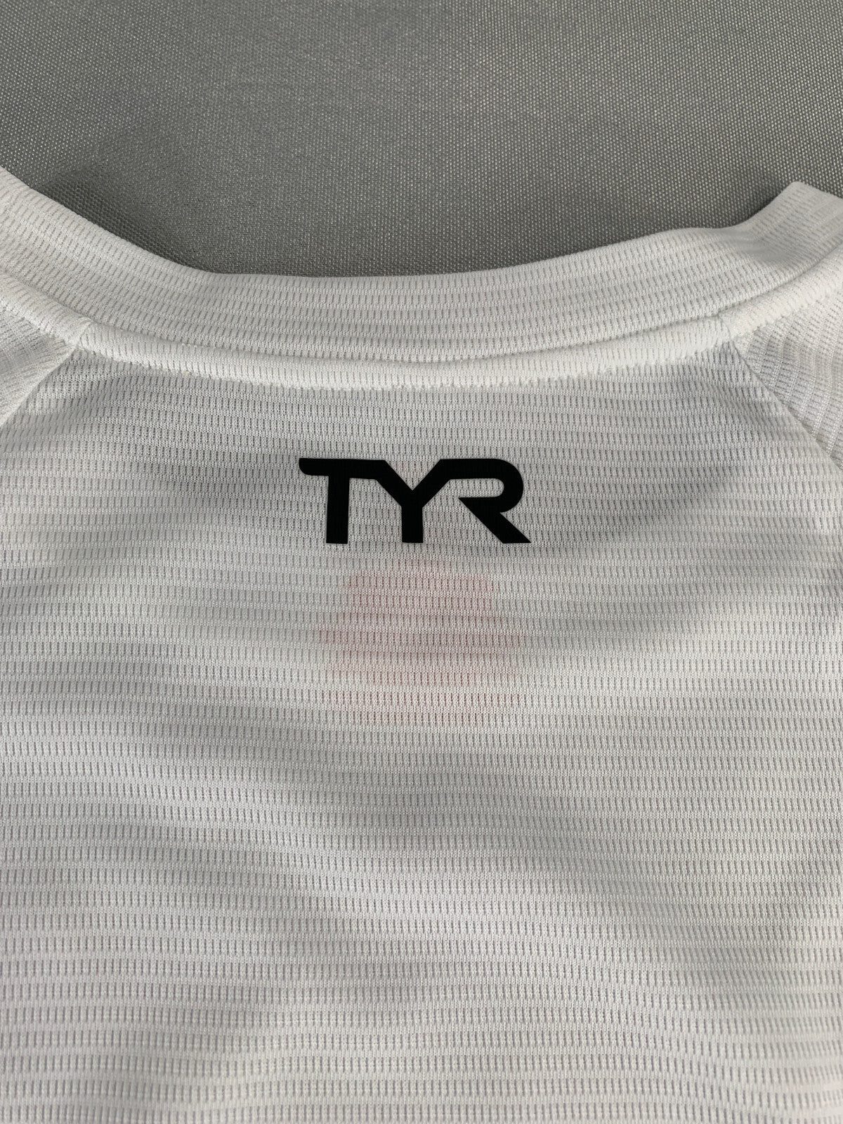 TYR Competitor Long Sleeve Top White XS Womens Compression Swim Tri Shirt Pullov