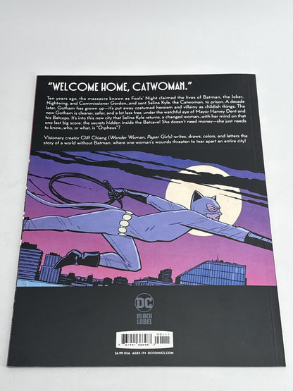 DC Comics Catwoman Lonely City #1 Book One Black Label Batman 2021 VF/NM Apparel