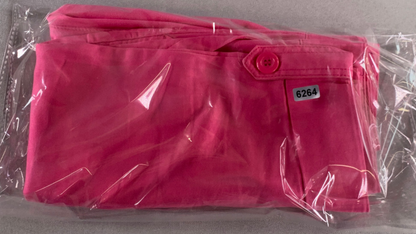 Chico’s Womens Pink Shorts Size 15 Stretch Mid Rise Button Tab Hem Utility 11”