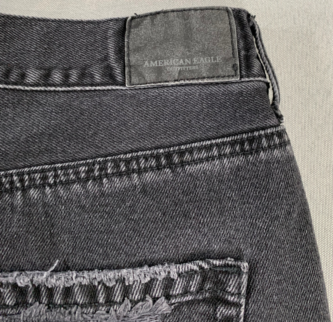 American Eagle Mom Shorts Black Distressed Denim High Rise Frayed Hem Sz 6 119