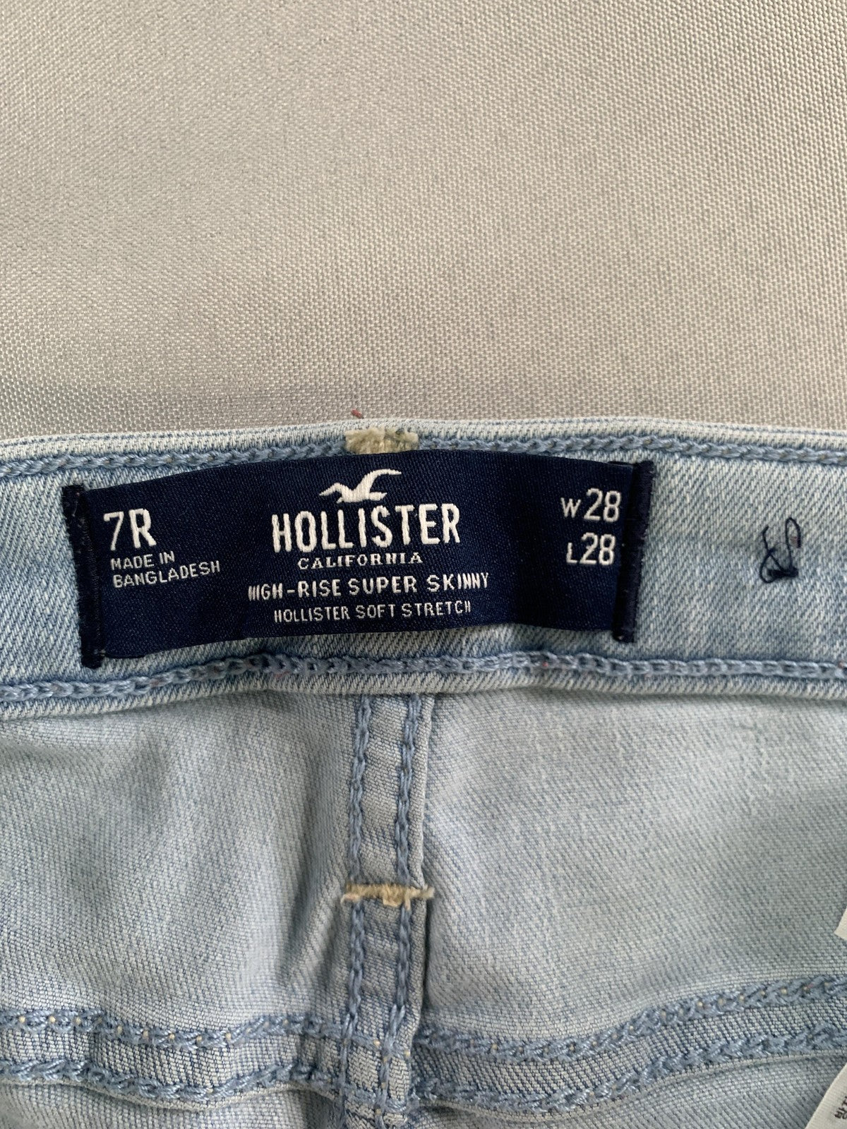 Hollister Jeans Womens 28 Light Blue High-Rise Super Skinny Distressed Ripped 7R