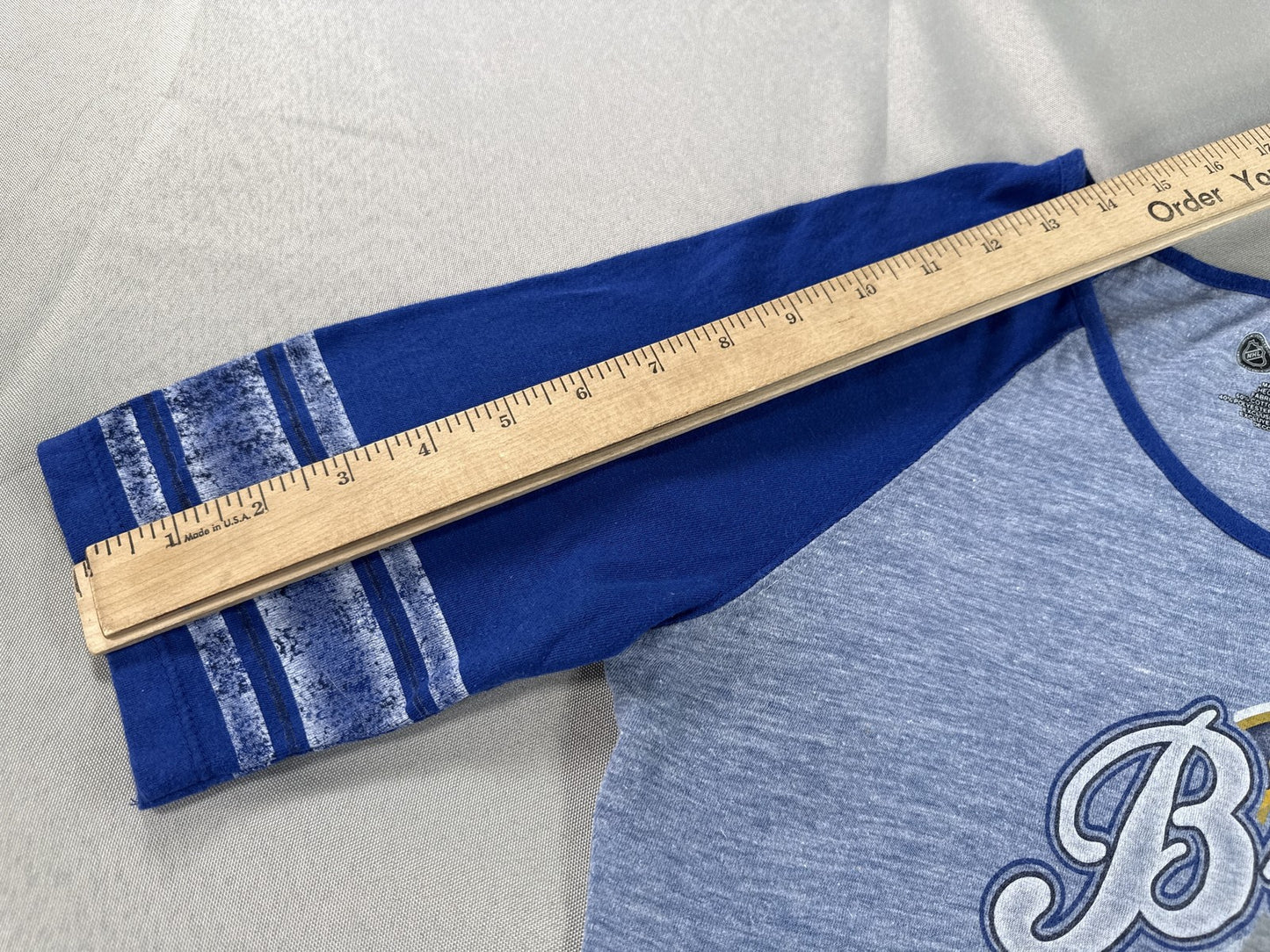 Majestic St. Louis Blues NHL Raglan Tee L Short Sleeve L/G/G Gray Cotton Womens
