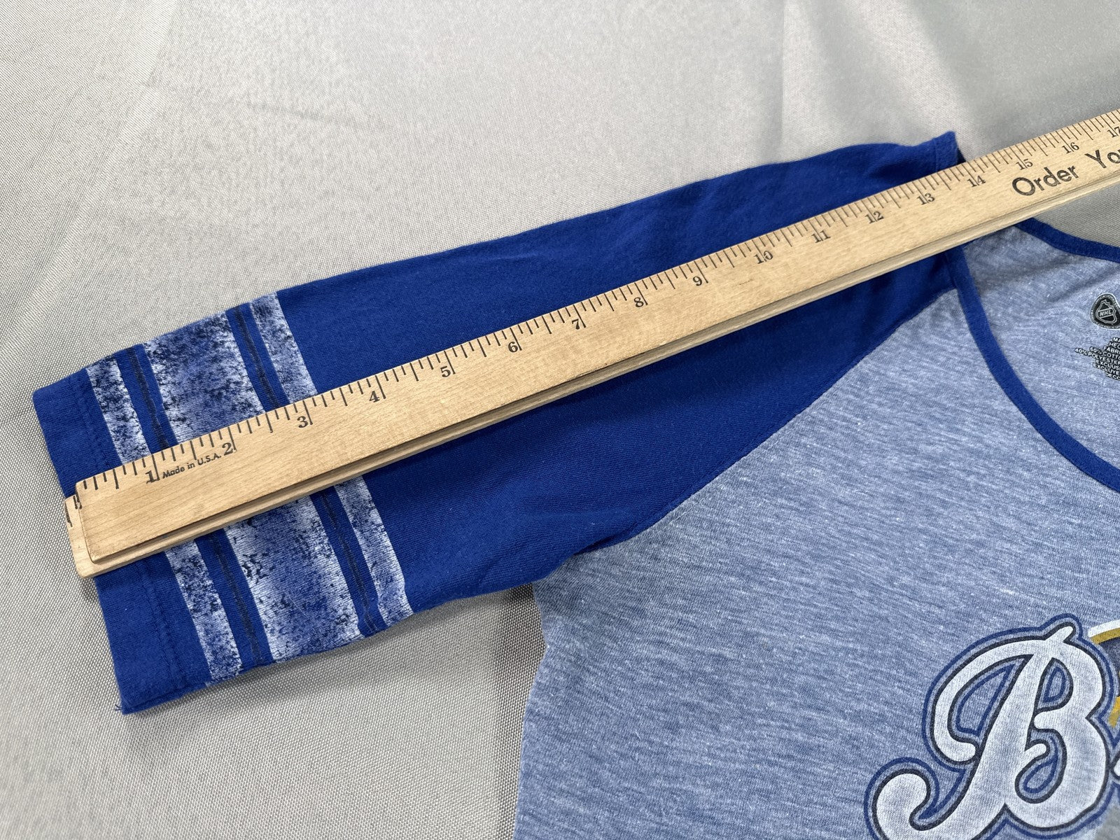 Majestic St. Louis Blues NHL Raglan Tee L Short Sleeve L/G/G Gray Cotton Womens