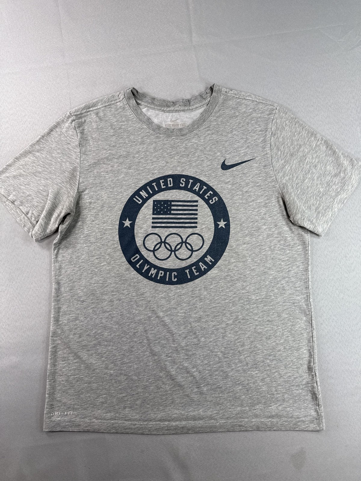 Nike United States Olympic Team Dri FIT Tee Mens M Gray Graphic Crewneck Short