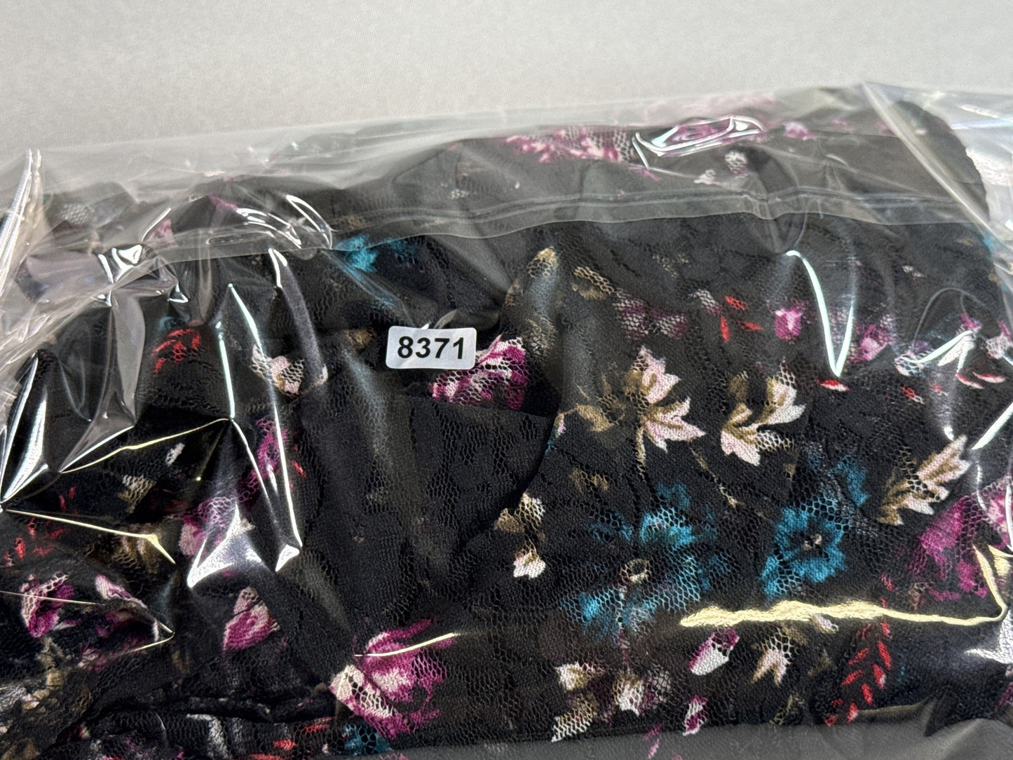 Lane Bryant Line Skirt 22 Plus 22/24 Black Floral Lace Elastic Waistband Nylon