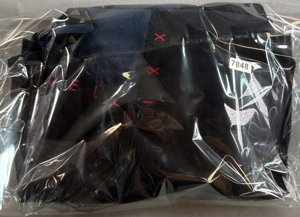 Guess Los Angeles Mens Large Black Gold Triangle Question Mark Graphic Tee Shirt