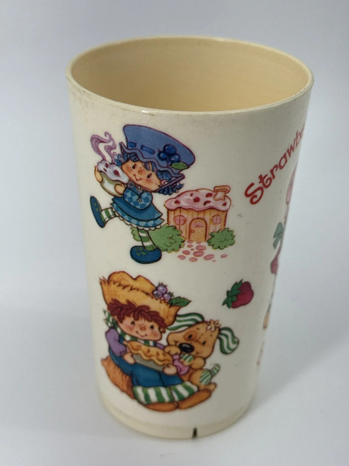 Strawberry Shortcake 1980 Plastic Cup Mug Deka Vintage American Greetings Pink