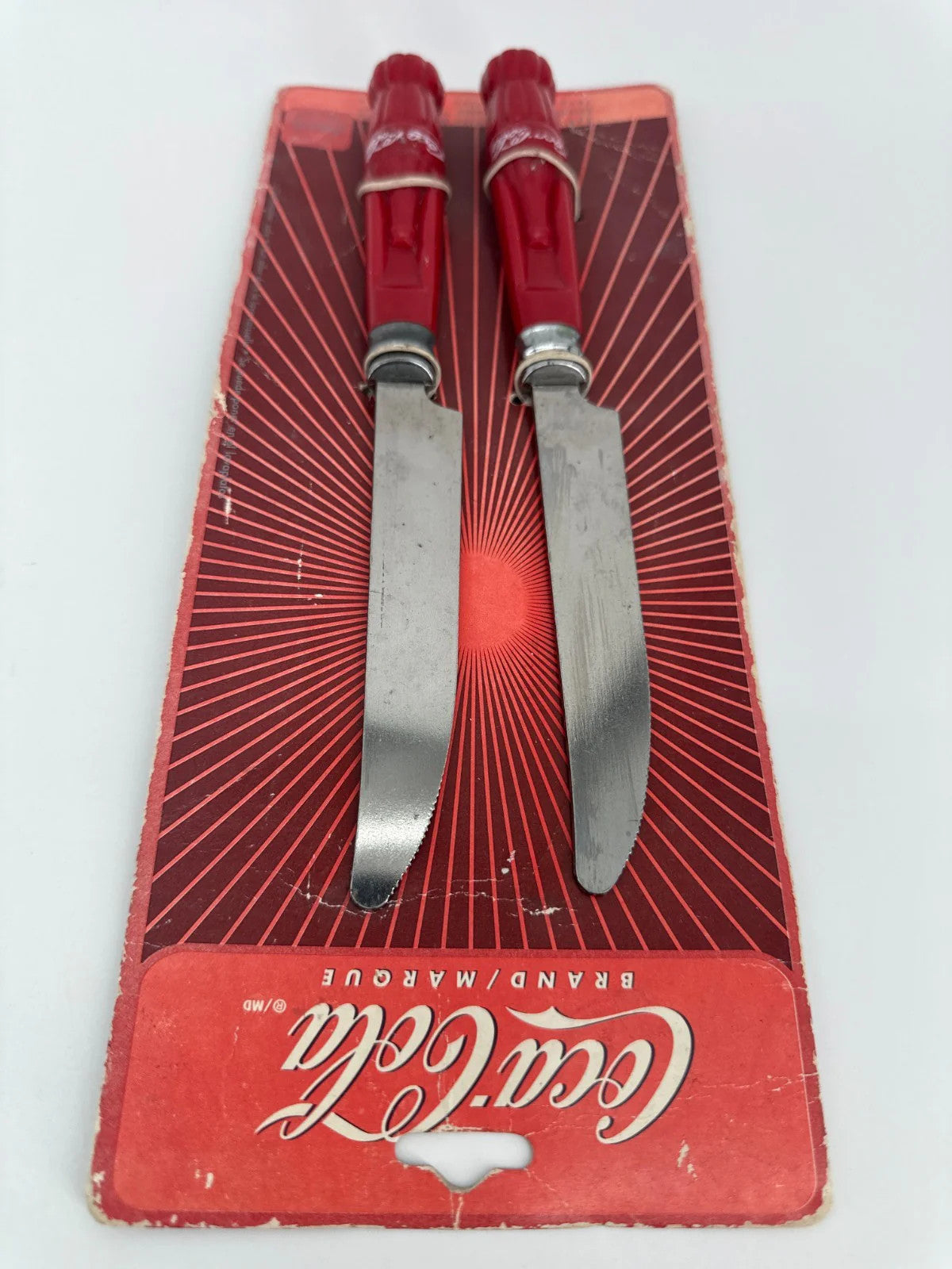 Coca-Cola Bottle Handle Spreaders Knives Set 2 Gibson Red Plastic Vintage NOS