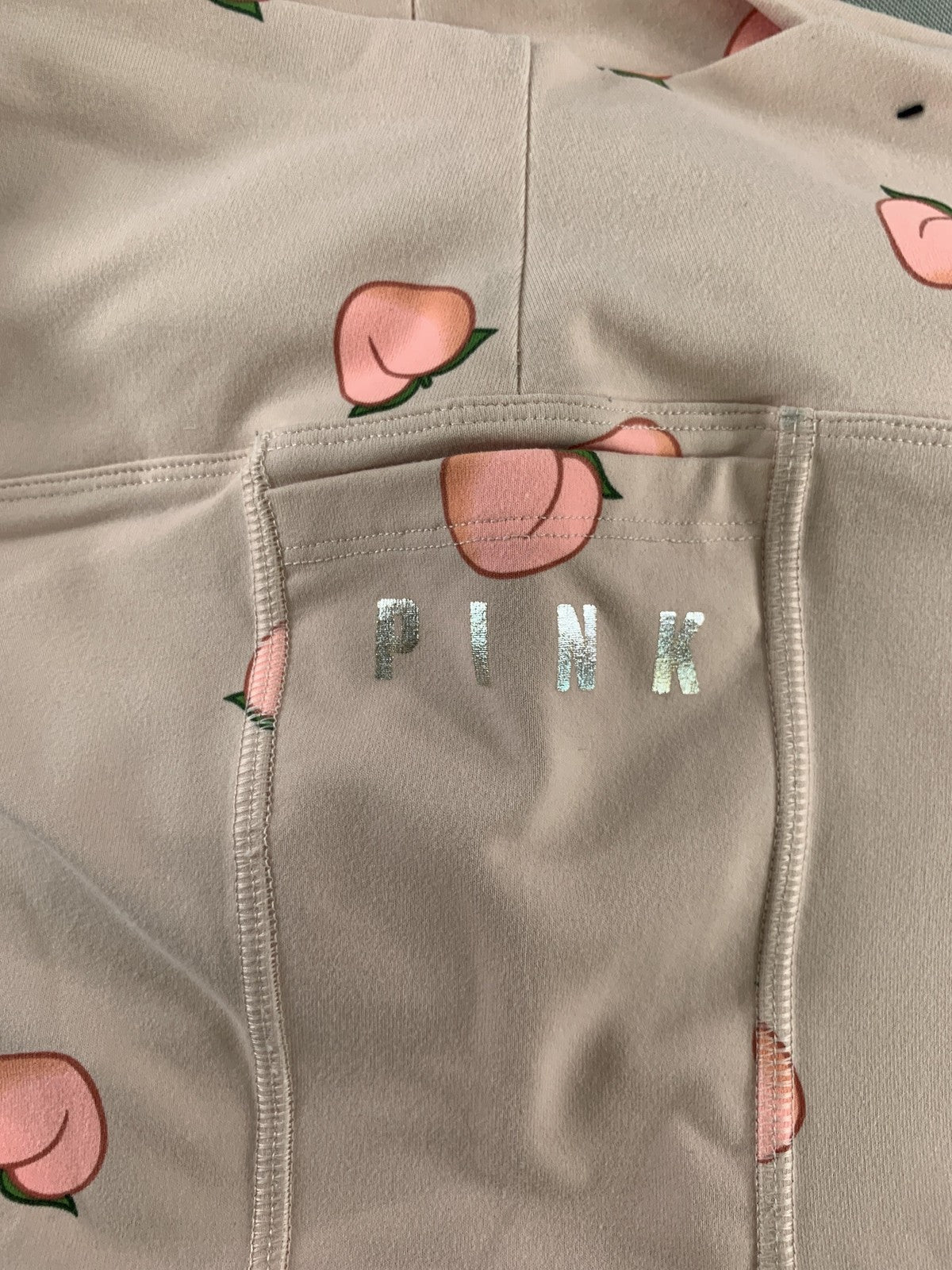 PINK Victoria's Secret Ultimate Leggings Womens Medium Yoga Pants Peach Print