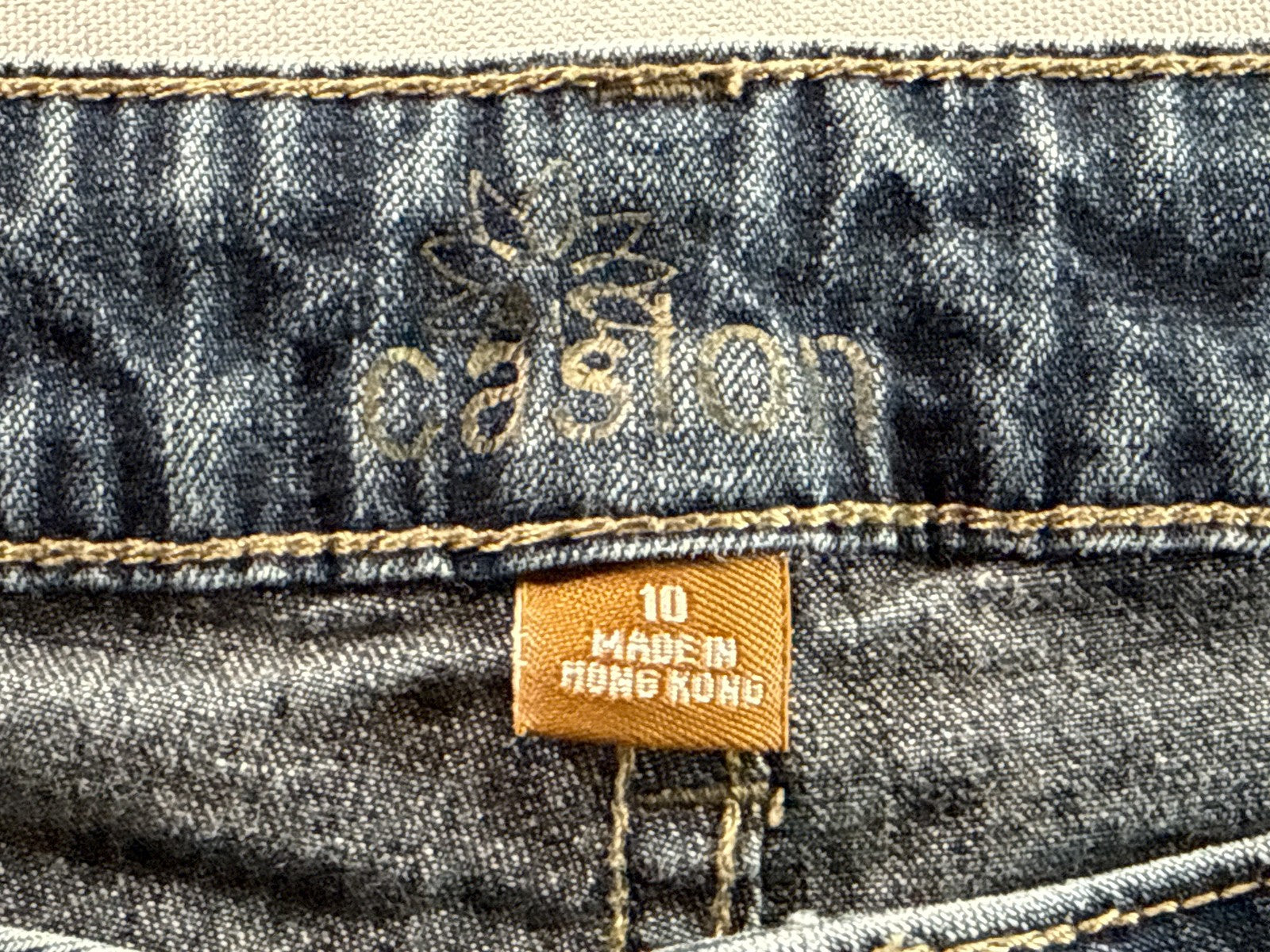 Caslon Straight Leg Jeans Womens 10 Blue Stretch Denim Mid Rise Cotton Spandex